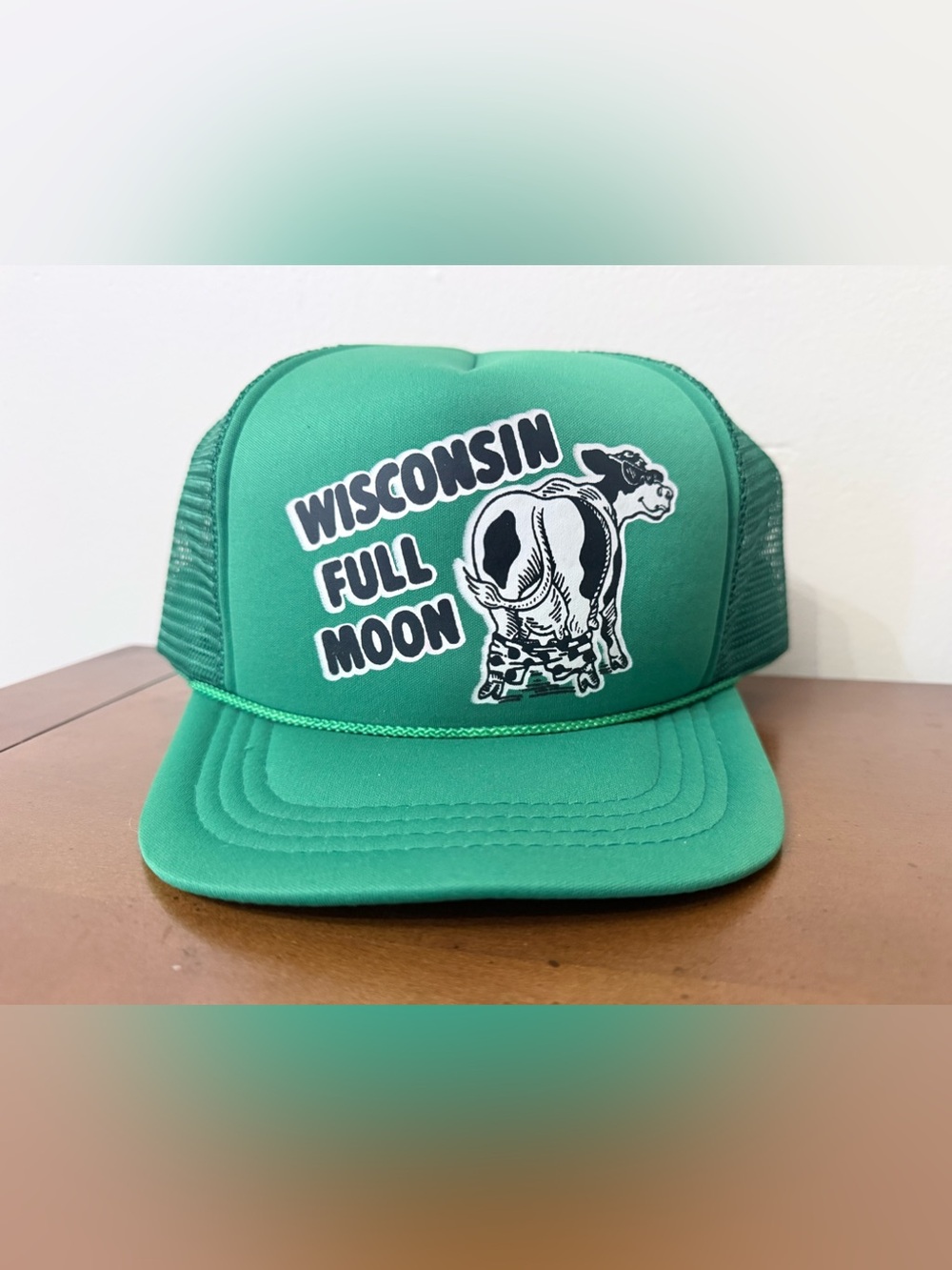 Vintage Wisconsin Full Moon Cow SnapBack Trucker Hat Mesh Rope Funny Humor Farm